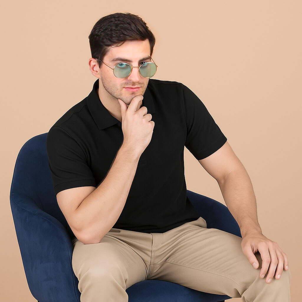 Solid Snap Button Polo T-shirt in Black