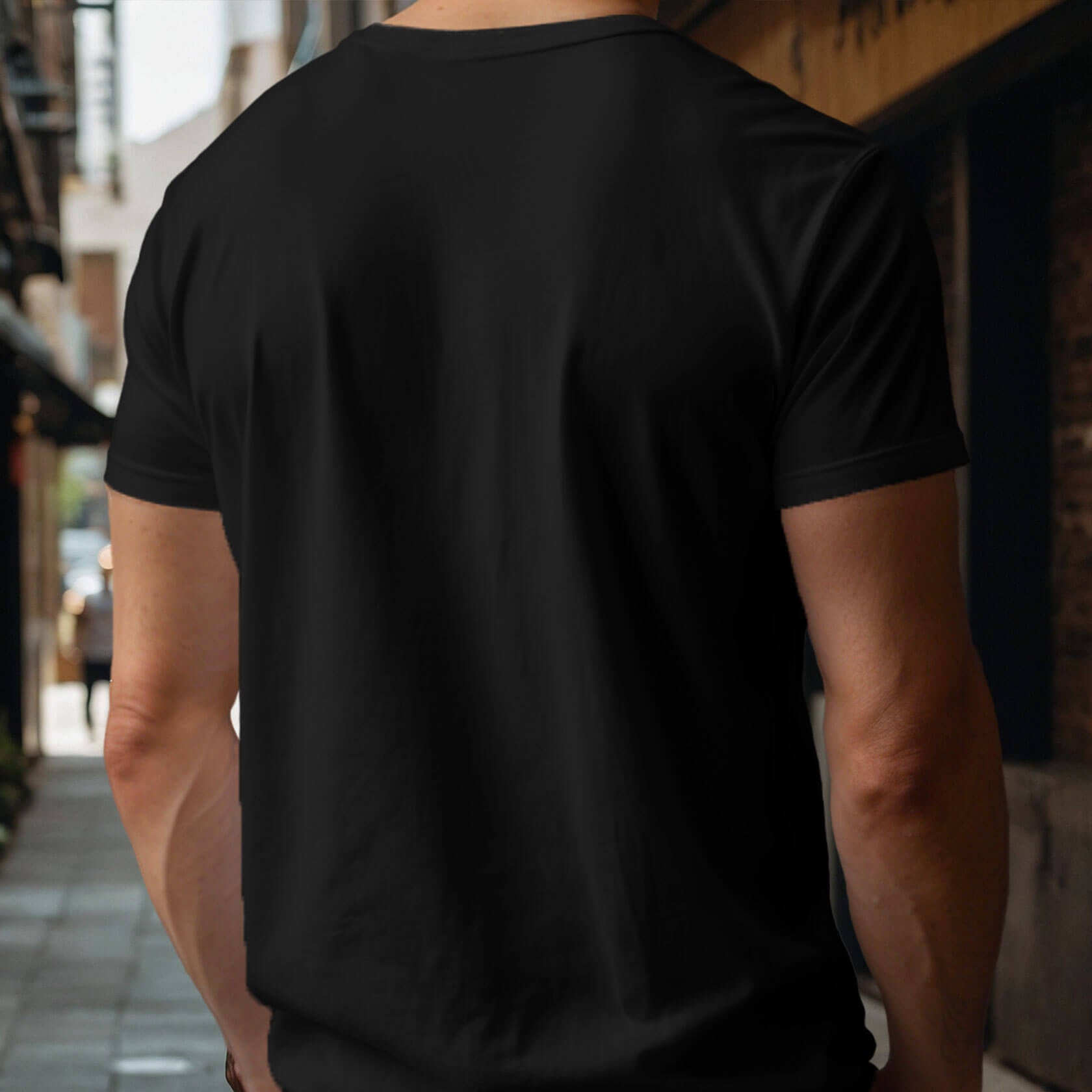 Men’s Classic Ease Solid Regular T-shirt in Raven