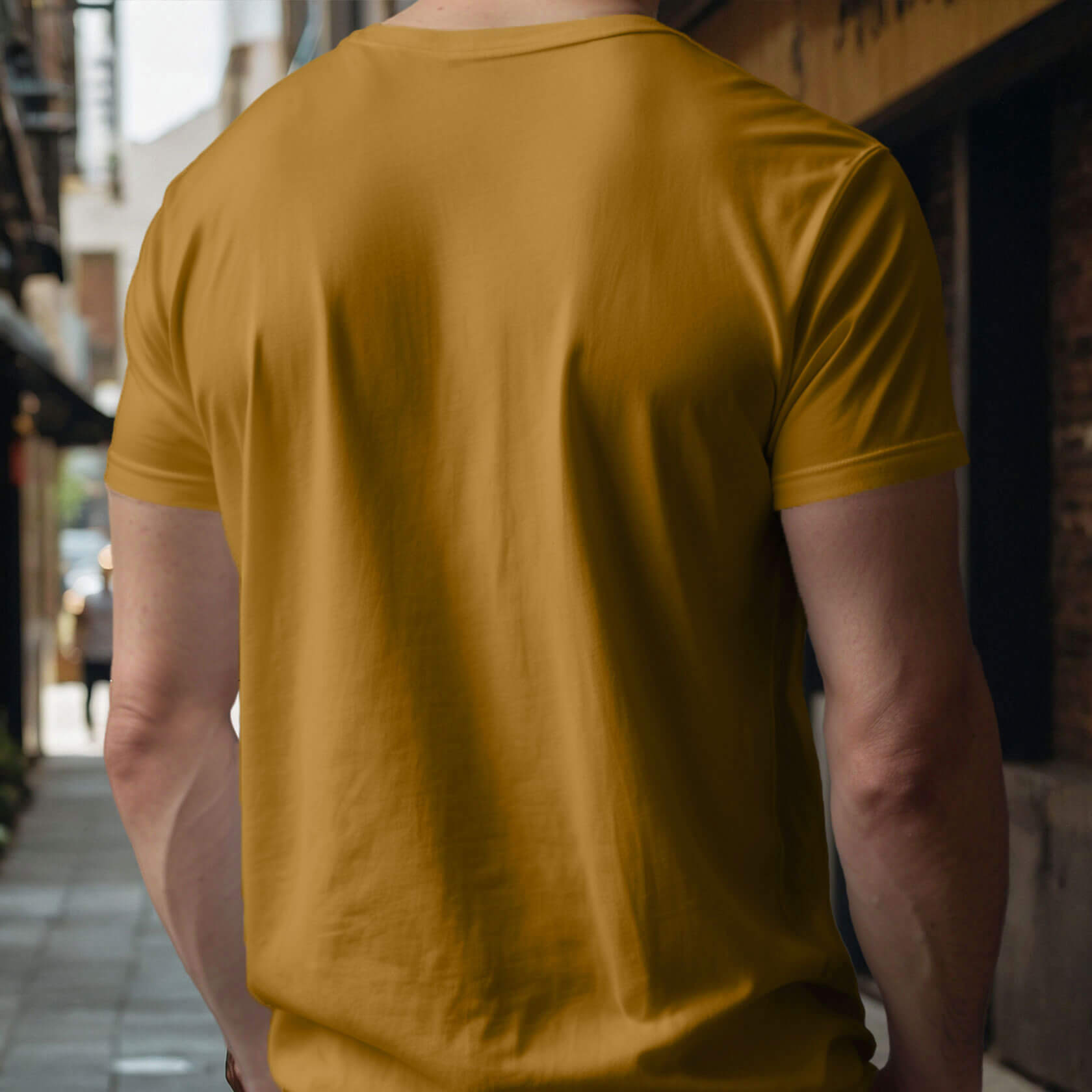 Men’s Classic Ease Solid Regular T-shirt in Mustard