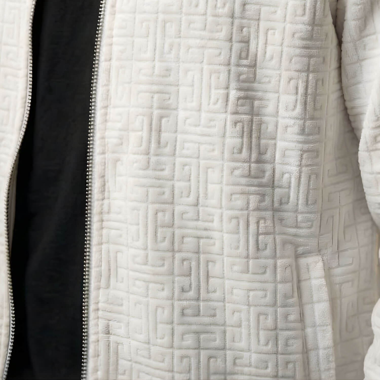 Monarch Textured Men’s Zip-Up Shacket – Snow White